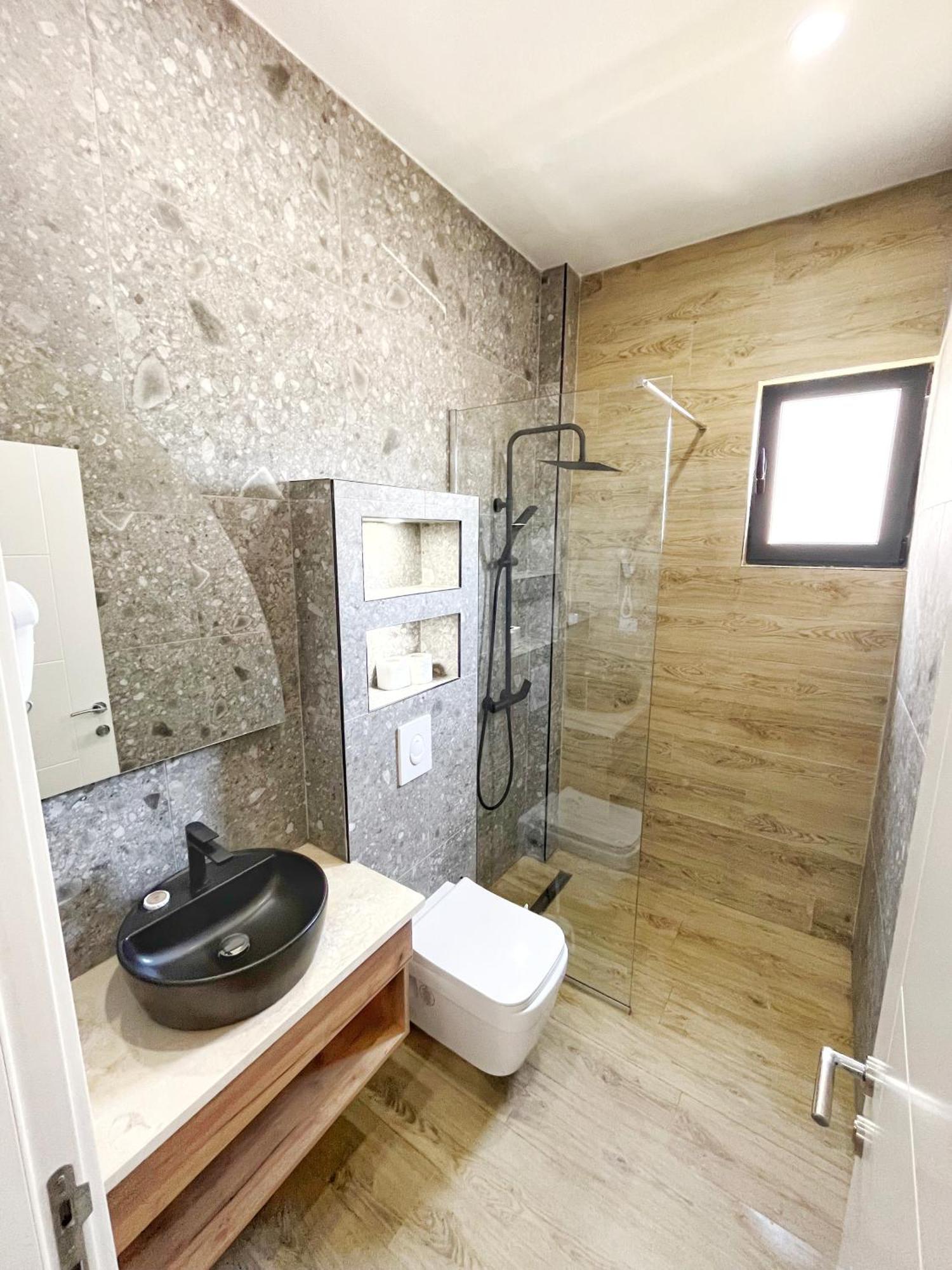 Supreme Luxury Aparthotel Ulcinj Ngoại thất bức ảnh