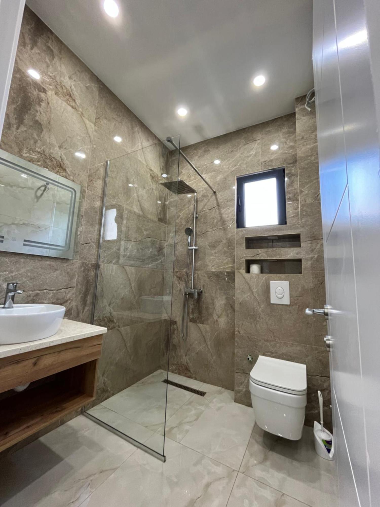 Supreme Luxury Aparthotel Ulcinj Ngoại thất bức ảnh
